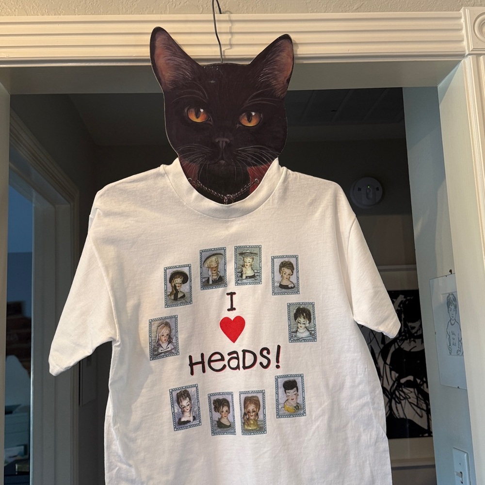 Vintage Kitschy Head Vase T-Shirt Size Med - Picture 17 of 17